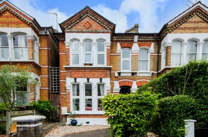 5 Bedroom Semi-Detached House To Rent In Friern Road, East Dulwich, London, SE22