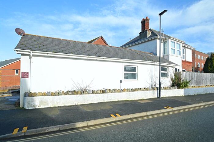 1 Bedroom Flat For Sale In Cash Buyers Only * Shanklin, PO37