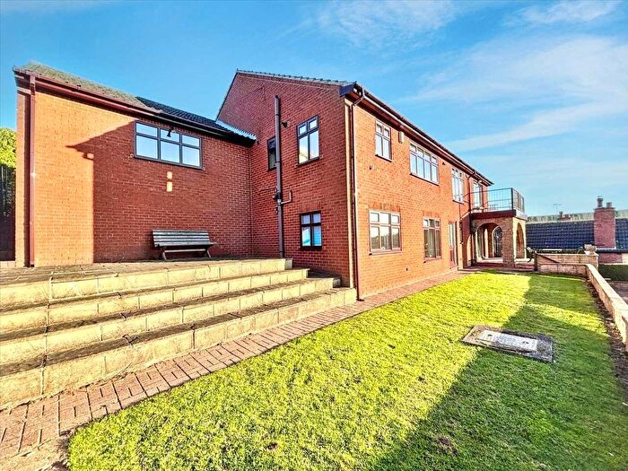 3 Bedroom Bungalow For Sale In Nest Avenue, Kirkby In Asfield, NG17