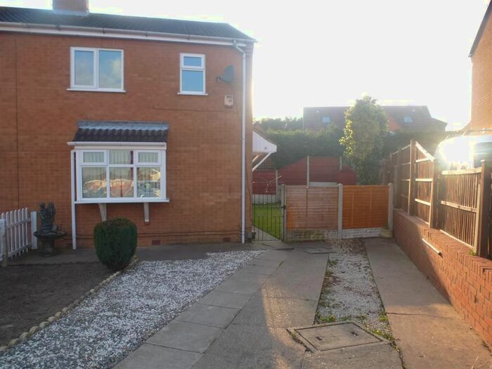 3 Bedroom Semi-Detached House To Rent In Cranborne Close, Mansfield NG19