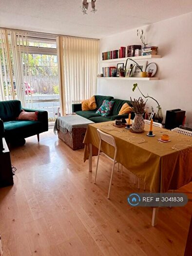 2 Bedroom Flat To Rent In Arbor Court, London, N16