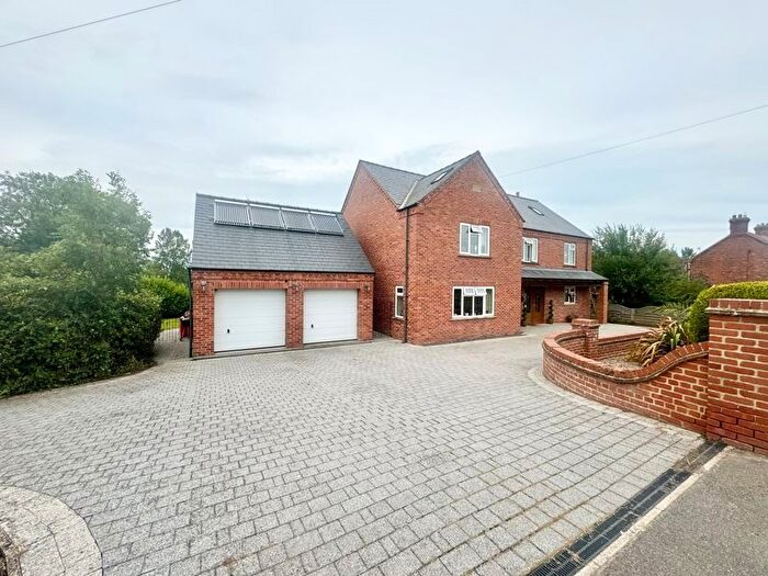 5 Bedroom Detached House For Sale In Main Road, Saltfleetby, Louth, LN11