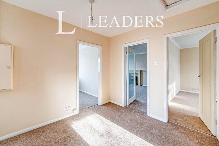 2 Bedroom Flat To Rent In Elm Place, Rustington, Rustington, BN16