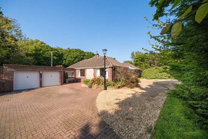 4 Bedroom Detached House For Sale In Freshwater, Isle Of Wight, PO40