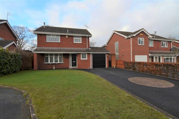 3 Bedroom Detached House To Rent In Grosvenor Avenue, Alsager, Stoke-On-Trent, ST7