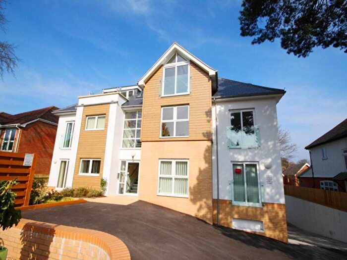 2 Bedroom Flat To Rent In Penn Hill Avenue, Poole, BH14