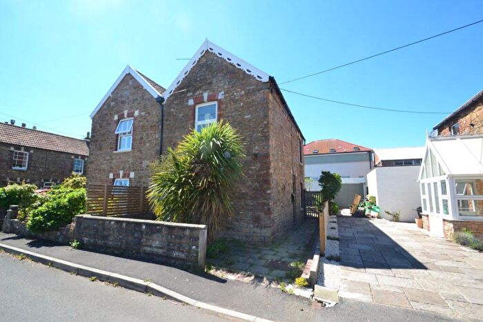 2 Bedroom House To Rent In Victoria Square, Portishead, BS20