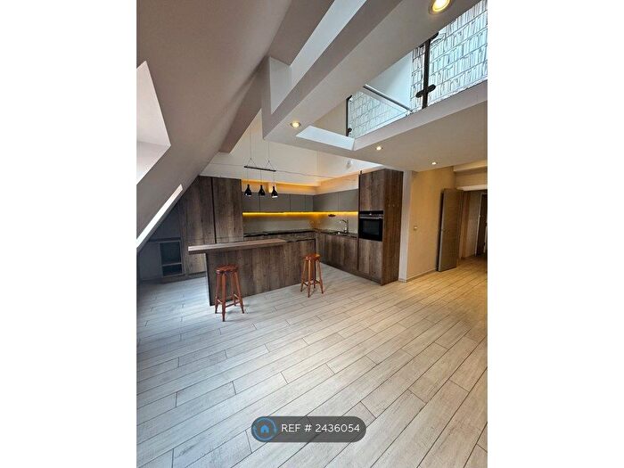 2 Bedroom Flat To Rent In Galena Road, London, W6