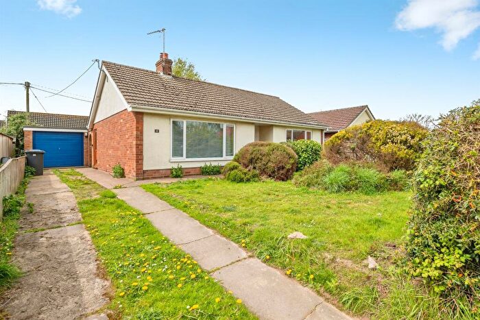 2 Bedroom Detached Bungalow For Sale In Hall Road, Martham, Great Yarmouth, NR29