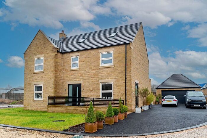 4 Bedroom Detached House To Rent In Maple Wood, Oak View, S21