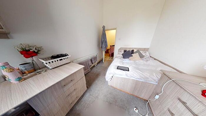 2 Bedroom Flat To Rent In SpringbankHouse, Headingley Lane, Headingley, Leeds, LS6