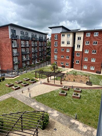 2 Bedroom Apartment To Rent In Constantine House, New North Road, Exeter, EX4