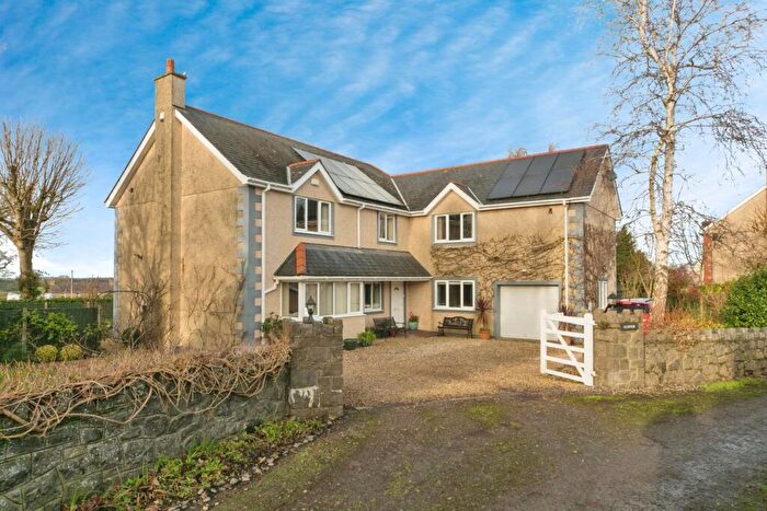 5 Bedroom Detached House For Sale In Brynsiencyn, Llanfairpwllgwyngyll, LL61