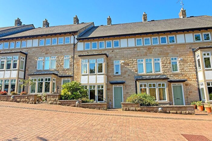 4 Bedroom Property To Rent In Royal Gardens, Harrogate, HG2