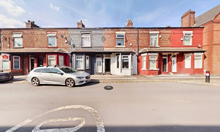 4 Bedroom House To Rent In Mildred Street, M7