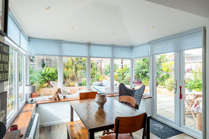 2 Bedroom Detached Bungalow For Sale In Maple Close, East Leake, LE12