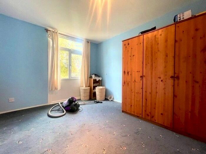 3 Bedroom Terraced House For Sale In Temsford Close, Harrow, HA2