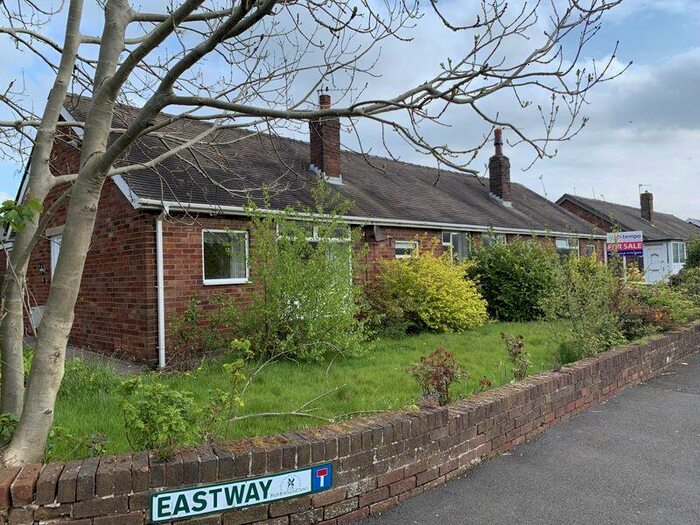 2 Bedroom Semi-Detached Bungalow For Sale In Eastway, Freckleton, Preston, PR4