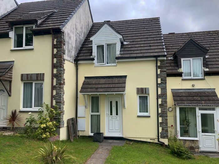 2 Bedroom House To Rent In Liskeard, PL14