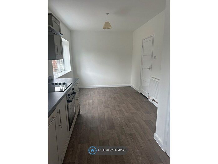 3 Bedroom Semi Detached House To Rent In Elmdon Road, Wolverhampton, WV10