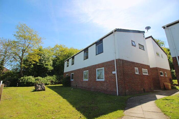 1 Bedroom Flat To Rent In Bed Flat To Rent, The Heights, Old Town, SN1