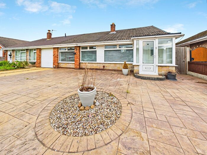 3 Bedroom Bungalow To Rent In Cadogan Drive, Winstanley, Wigan, WN3