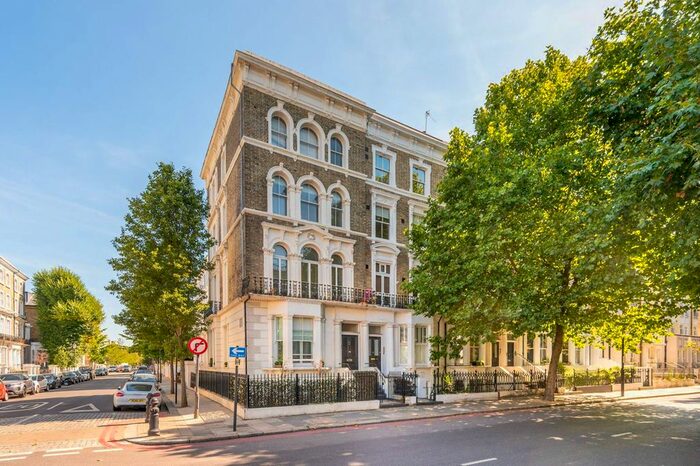 3 Bedroom Maisonette To Rent In Finborough Road, Chelsea, London, SW10