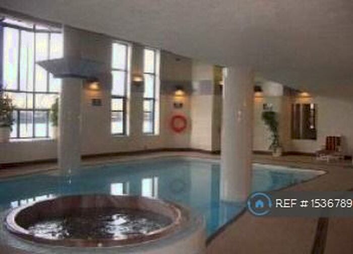 4 Bedroom Semi-Detached House To Rent In Cyclops Mews, London, E14