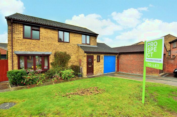 3 Bedroom Detached House To Rent In Northington Close, Forest Park, Bracknell, Berkshire, RG12