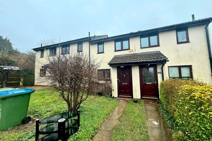 2 Bedroom House To Rent In Vineyard Close, SO19