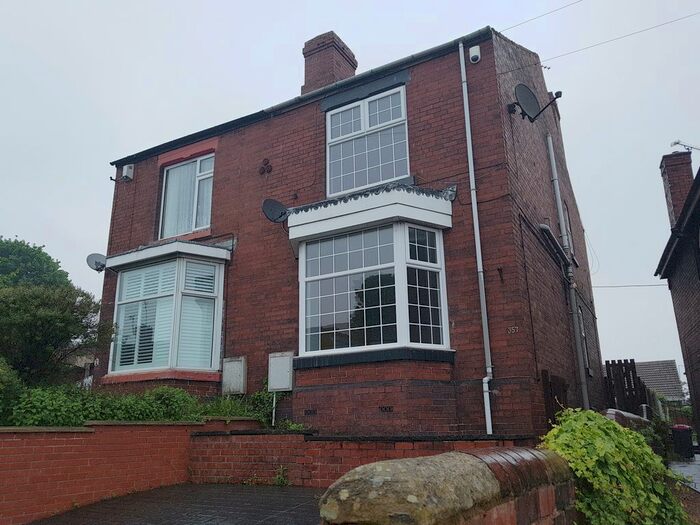 3 Bedroom Semi-Detached House To Rent In Kimberworth Road, Kimberworth, Rotherham, S61