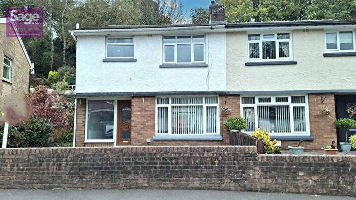 3 Bedroom Semi-detached House For Sale In Pant Farm Close, Newbridge, Newport, NP11