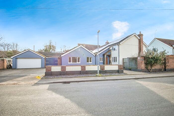 5 Bedroom Detached Bungalow For Sale In School Lane, Martlesham, Woodbridge, IP12
