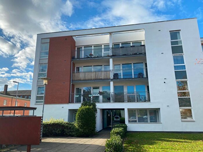 2 Bedroom Apartment To Rent In Hanson Park, Dennistoun, G31