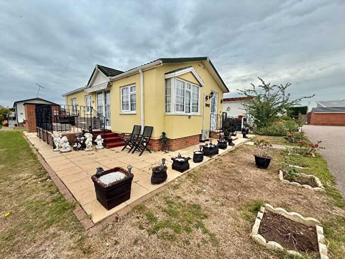 2 Bedroom Park Home For Sale In Kings Park, Creek Road, Canvey Island, SS8