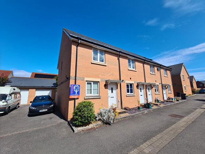 2 Bedroom House To Rent In Wagtail Crescent, Portishead, BS20