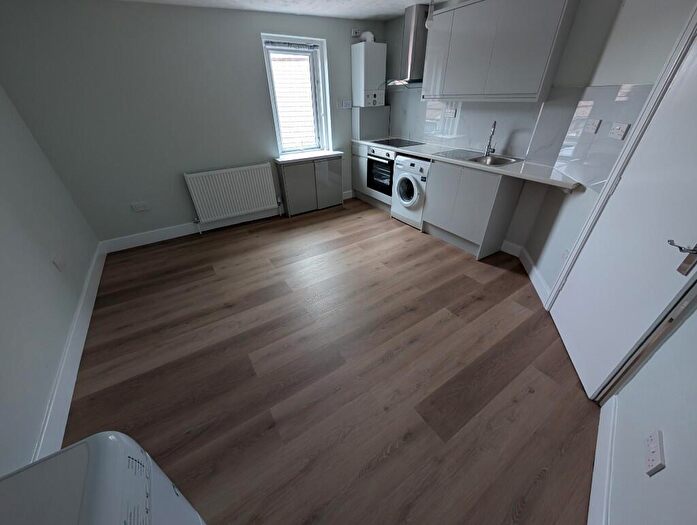2 Bedroom Apartment To Rent In Springfield Road, Blackpool, Lancashire, FY1