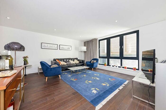 4 Bedroom Property To Rent In Dumpton Place, St John's Wood, NW1