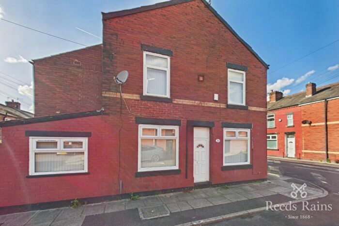 3 Bedroom End Of Terrace House For Sale In Ashley Street, Salford, Greater Manchester, M6