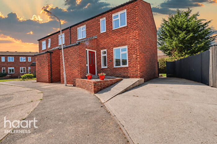 3 Bedroom End Of Terrace House For Sale In Alder Close, Sheerness, ME12