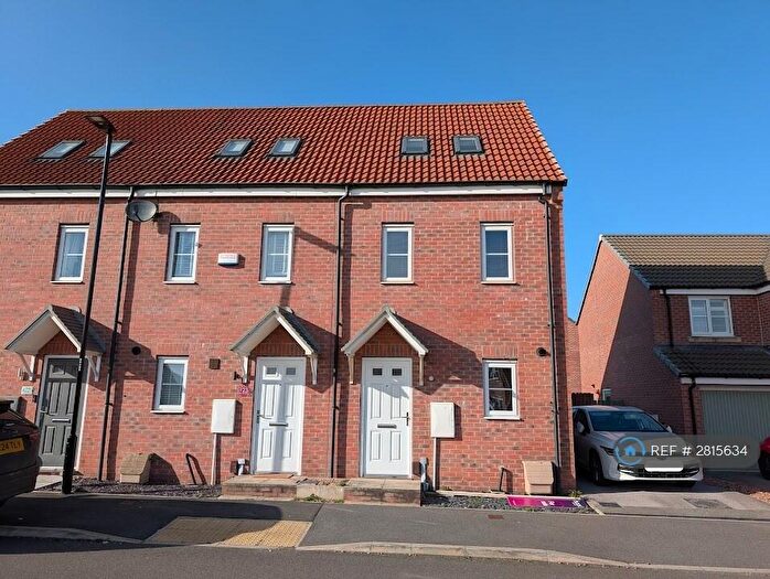 3 Bedroom Semi-Detached House To Rent In Dominion Road, Doncaster, DN5