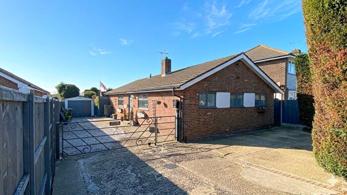 3 Bedroom Bungalow For Sale In Greentrees Crescent, Sompting, West Sussex, BN15
