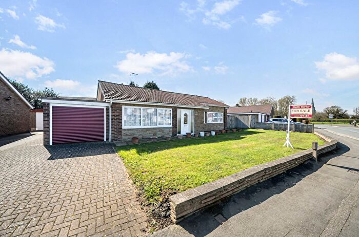 3 Bedroom Detached Bungalow For Sale In Parkways, Selby, YO8