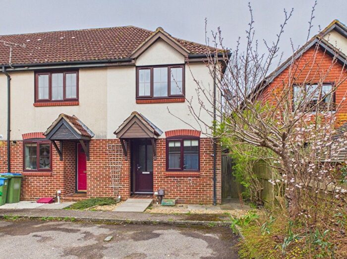 2 Bedroom End Of Terrace House For Sale In Wordsworth Place, Horsham, West Sussex., RH12
