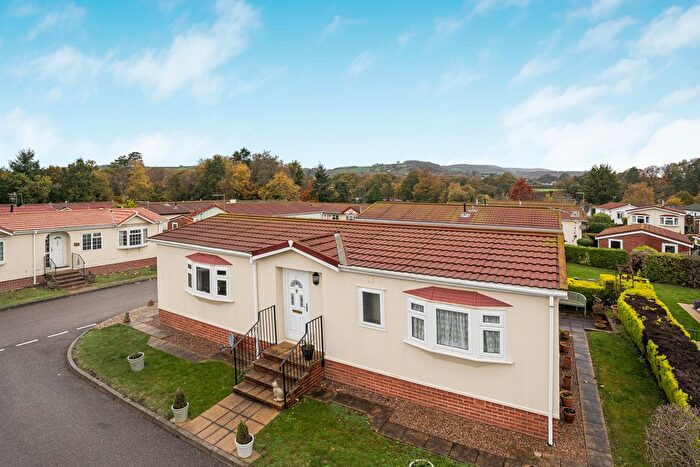 2 Bedroom Park Home For Sale In Parklands Way, New Park, Bovey Tracey, TQ13