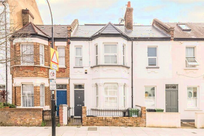 3 Bedroom Terraced House To Rent In Gayford Road, London, W12
