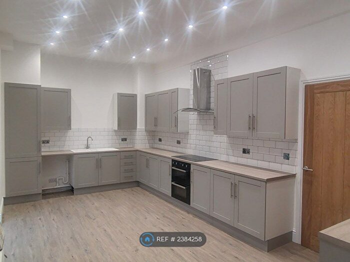 4 Bedroom Terraced House To Rent In Commercial Road, Ladybank, Cupar, KY15