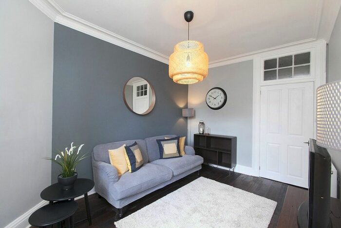 1 Bedroom Flat To Rent In Torphichen Place, Edinburgh, EH3