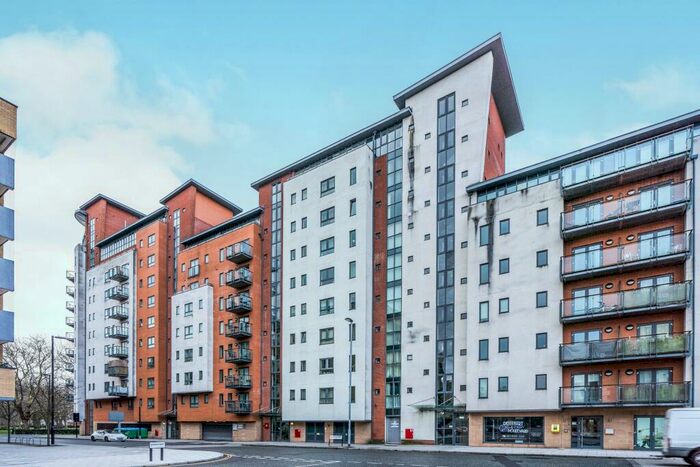 Apartment To Rent In Oceana Boulevard, Southampton, SO14