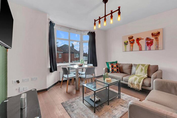 5 Bedroom House To Rent In Ash Road, Leeds, LS6